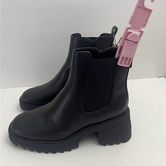 NWT! Sam & Libby Black Women's SIZE 10 Lennon Heeled Chelsea Boots - Picture 4 of 14